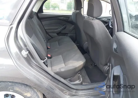 2016 Ford Focus S из США, поврежденный, VIN 1FADP3E26GL207998